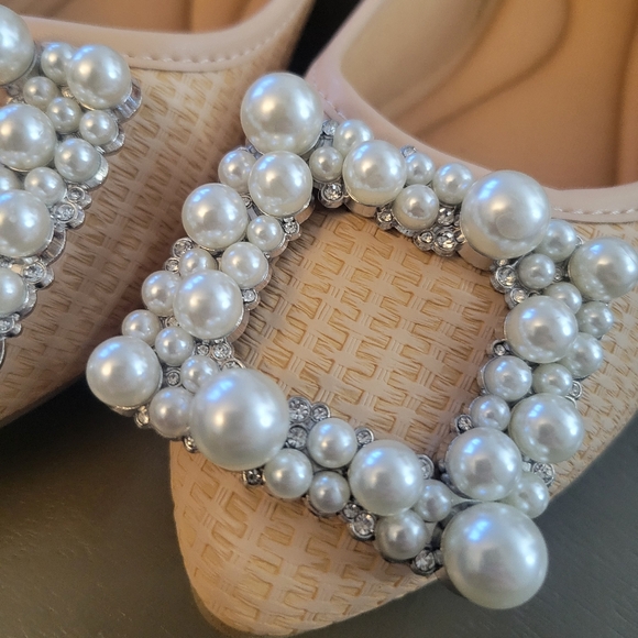 NEW Top Moda Comfort She's Sophisticated Woven Tan Cream & Pearl Buckle Flats 6 - Picture 8 of 13